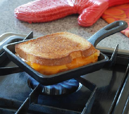 Cast Iron Sandwich Pan